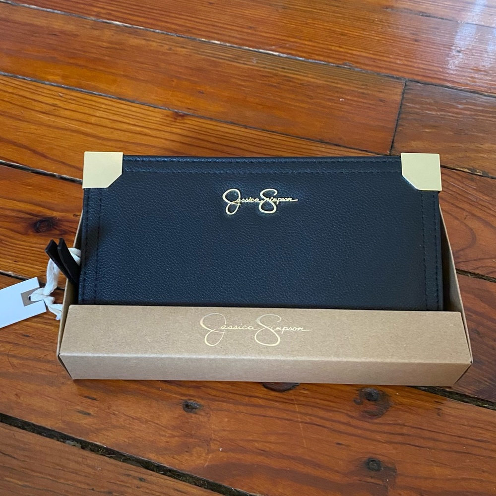 Jessica Simpson Faux Leather Black Zip Clutch Wallet NWT